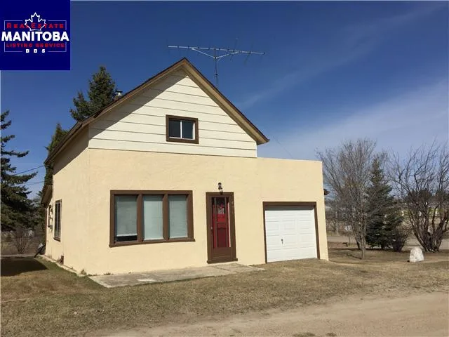 430 South Chestnut Street, Shoal Lake