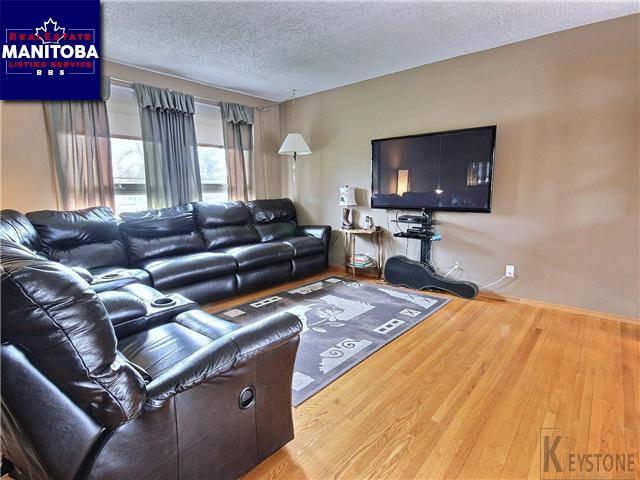 Property 174 James Carleton Drive img1