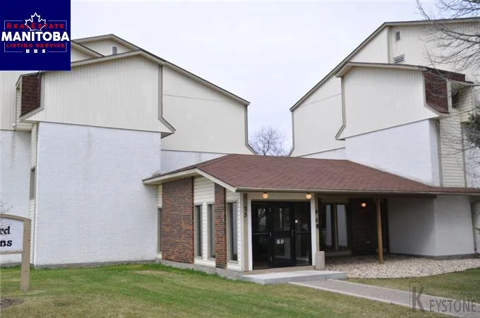 15-35 Wynford Drive
