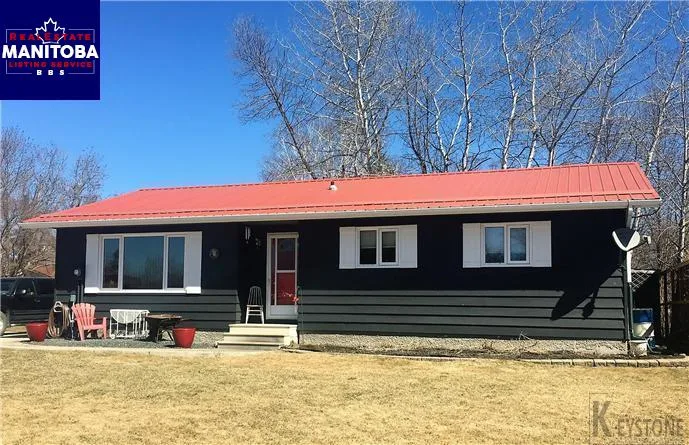 25 Aberdeen Avenue, Pinawa