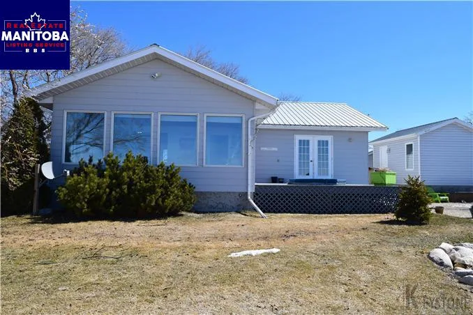 75 Laurentia Beach Road North, St Laurent