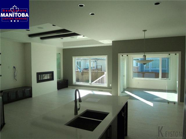 Property 22 Water Lily Lane img1