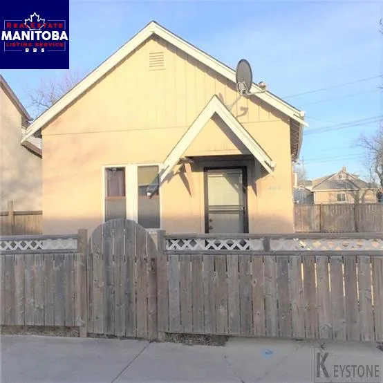 1 Bed House for Sale at 403 Minnigaffe Street, Winnipeg, MB - MLS® #1708184