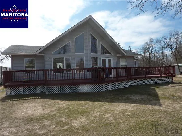406 Park Avenue, Winnipeg Beach