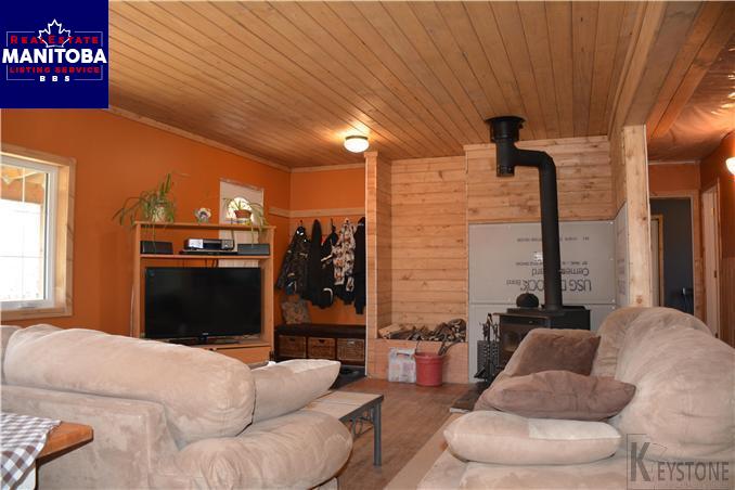 Property 81090 40e Road East img1