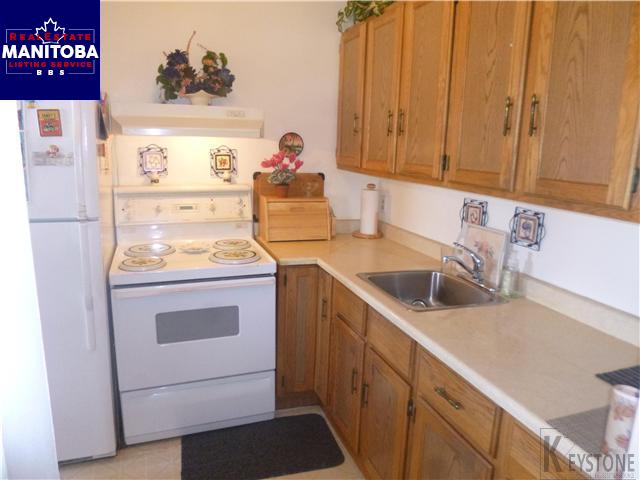 Property 43 Sanford Fleming Road img1