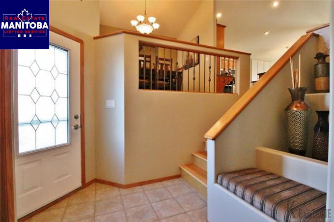 Property 18 Red Willow Crescent img1