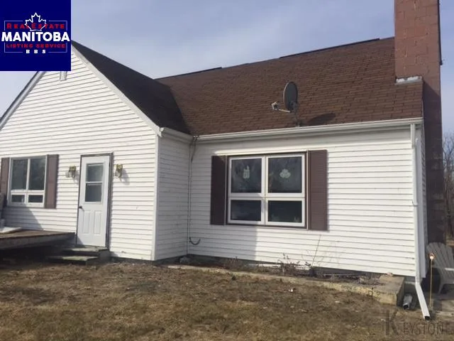 1648 #26 Hwy Highway, St Francois Xavier
