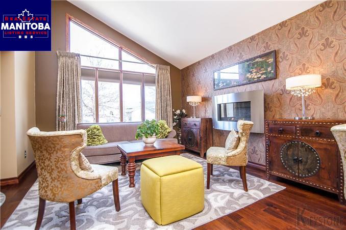 Property 28 Mount Laurel Crescent img1