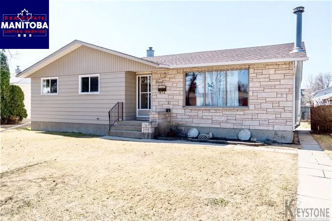 62 Masterton Crescent, Winnipeg