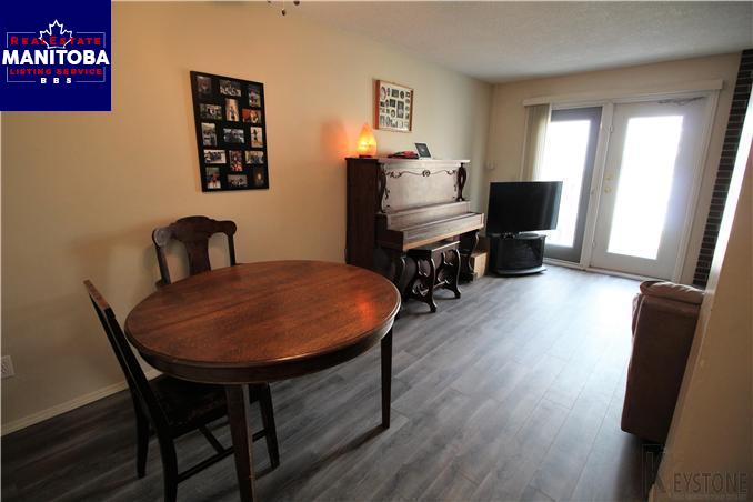 Property 94 Greensboro Square img1