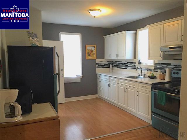 Property 283 Evanson Street img1