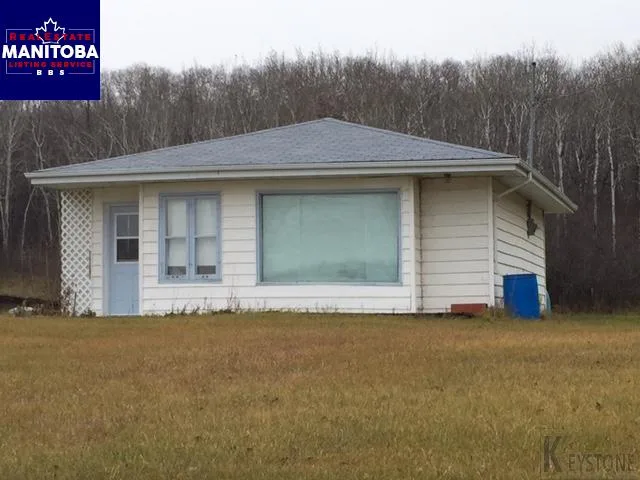 30 Lakeshore Drive, Roblin