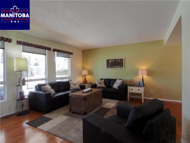 Property 19 Campbell Place img1