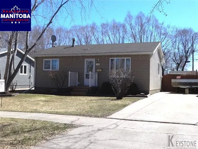 225 Dunfield Avenue, Dauphin