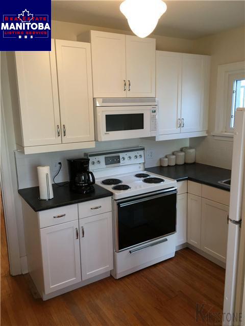 Property 818 Sherburn Street img1