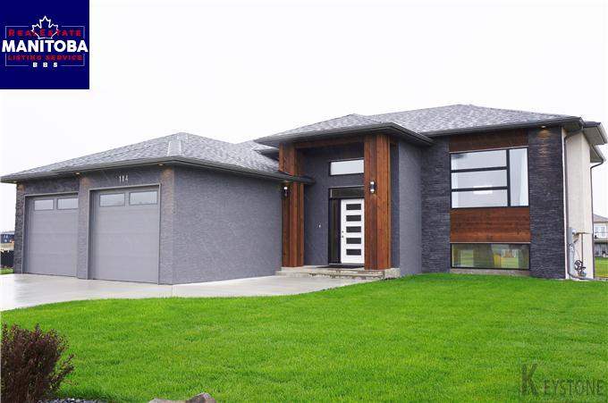 Property 156 Leclerc Bay Main image