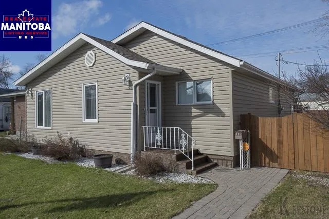 317 Belmont Avenue, Winnipeg
