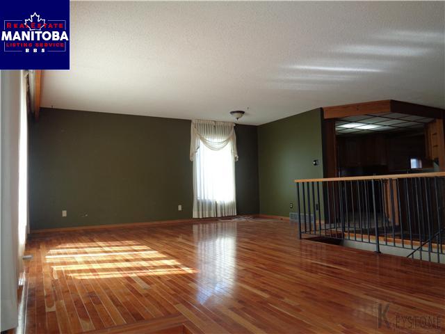 Property 2 Delta Place img1