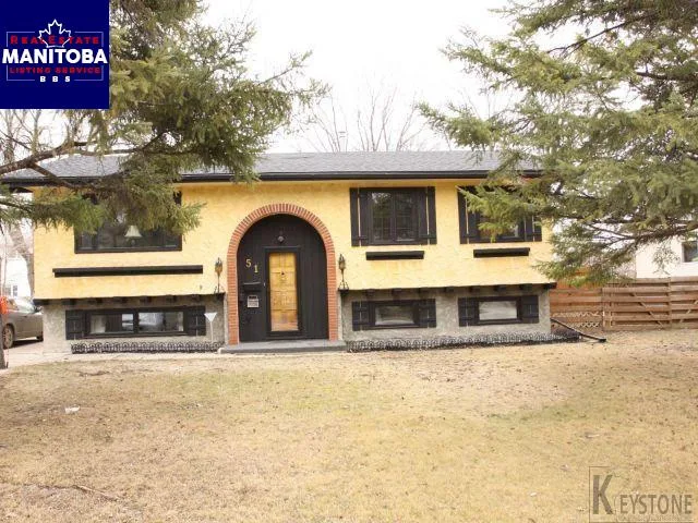 51 River Road, Winnipeg