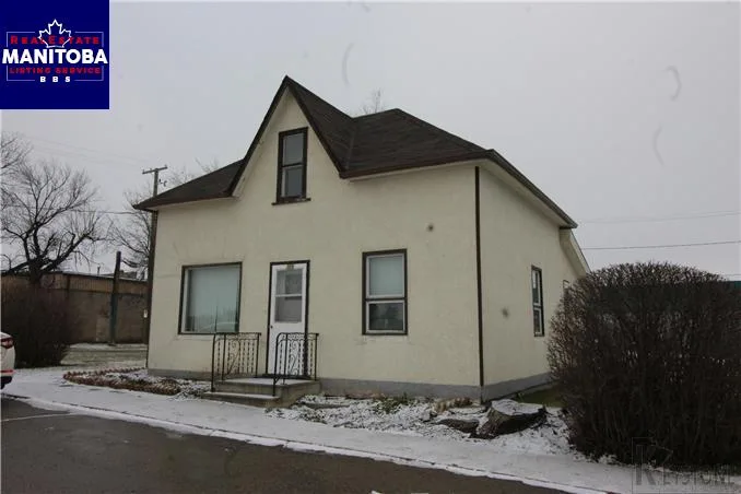 209 1st Avenue Northwest, Roblin