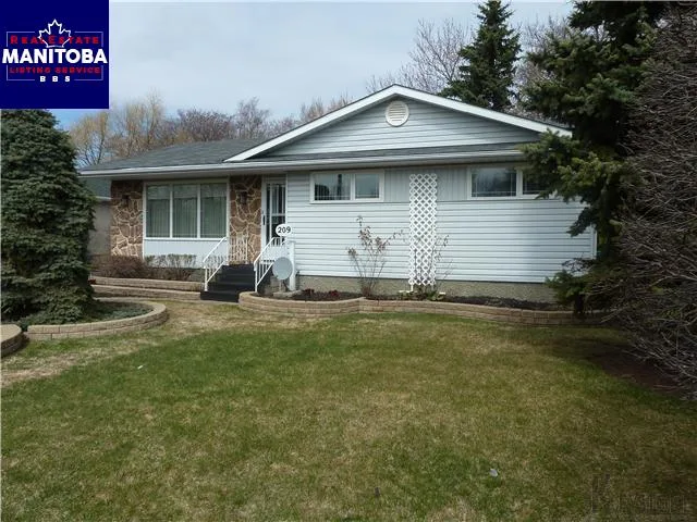 209 4th S Street, Niverville