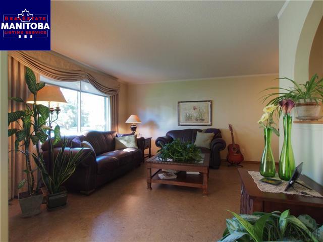 Property 38 Phoebe Street img1