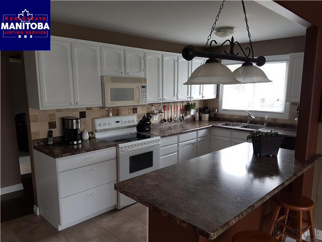 Property 86 Willow Point Road img1