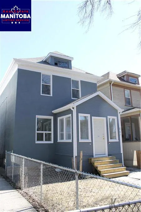 861 Home Street, Winnipeg