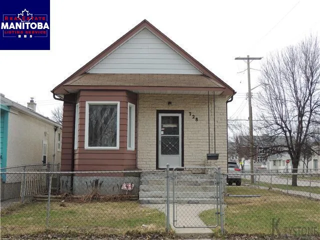 728 Boyd Avenue, Winnipeg