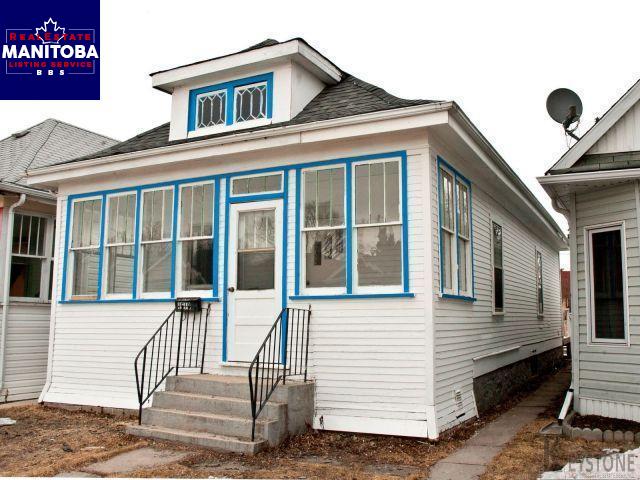 Property 1619 Elgin Avenue West img1