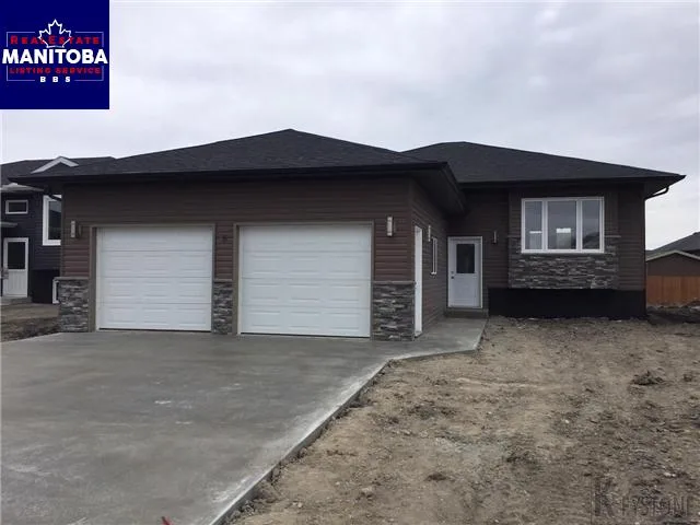 2 Bed House for Sale at 5 Corvette Crescent, Winkler, MB - MLS® #1709263