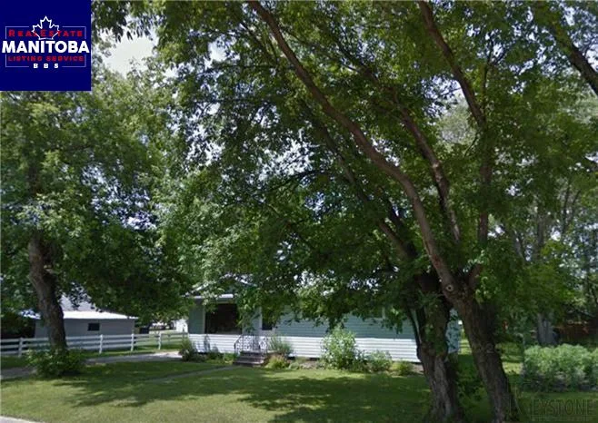 540 Raglan Street West, Virden