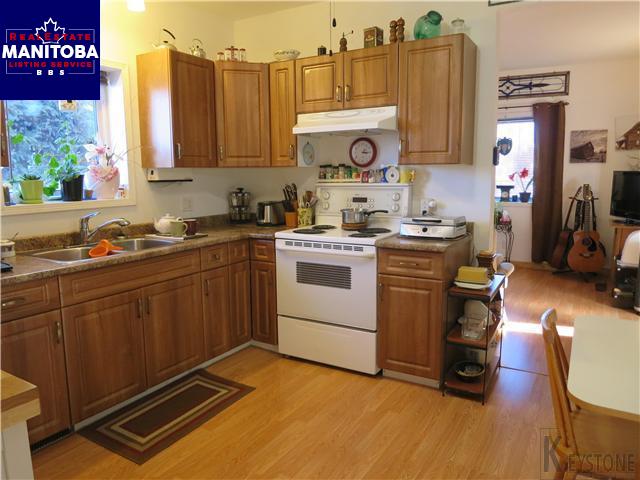 Property 277 Main Street img1