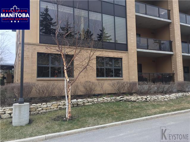 Property 2107-84 Snow Street img1