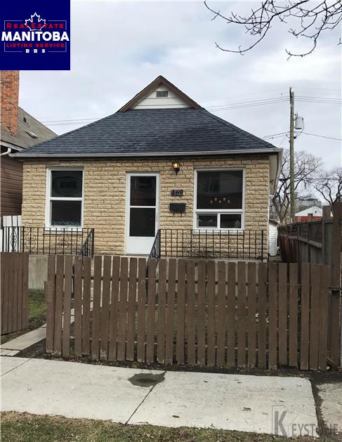 Property 469 Simcoe Street Main image