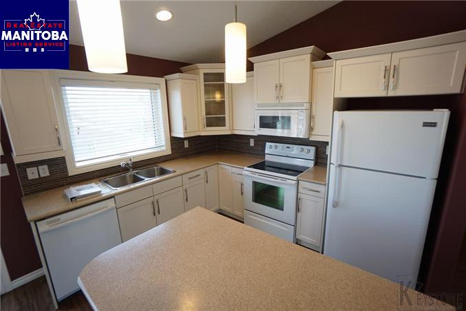 Property 358 Bridgeland Drive North img1