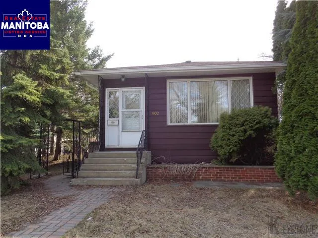 2 Bed House for Sale at 802 Moncton Avenue, Winnipeg, MB - MLS® #1709442