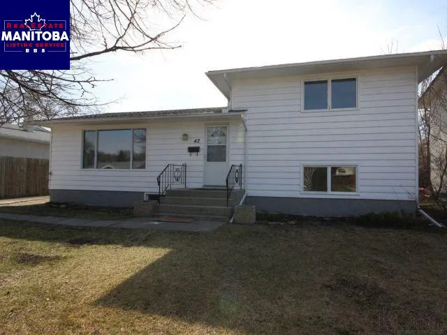 42 Mcmasters Road, Winnipeg