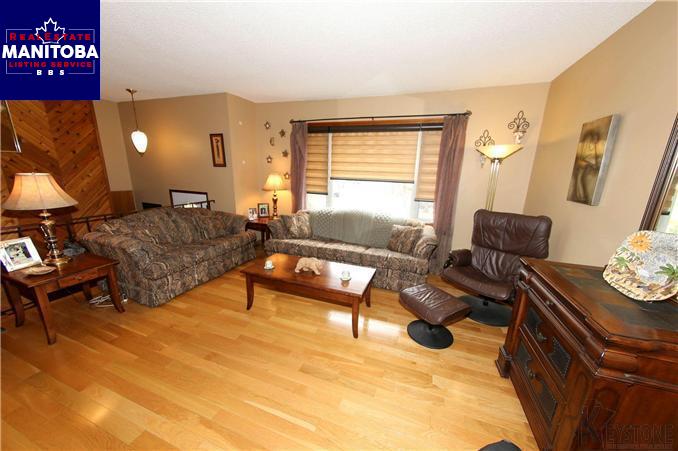 Property 19 Tunbridge Bay img1