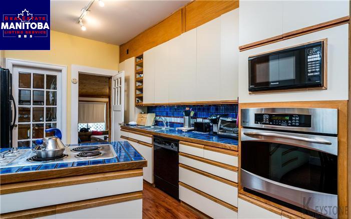 Property 126 Machray Avenue img1