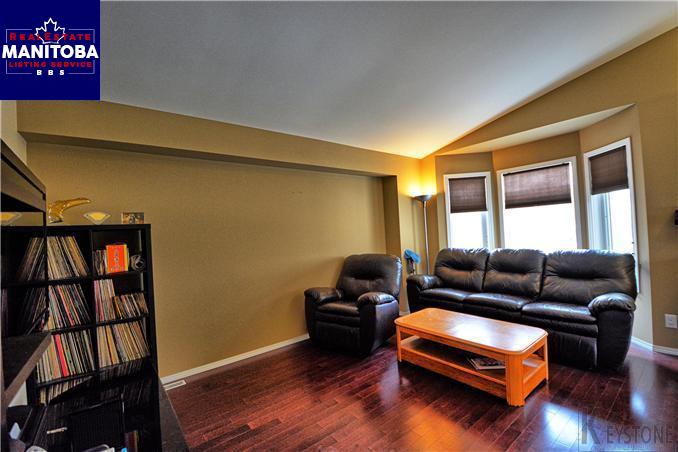 Property 110 La Porte Drive img1