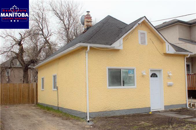 Property 426 Alfred Avenue img1