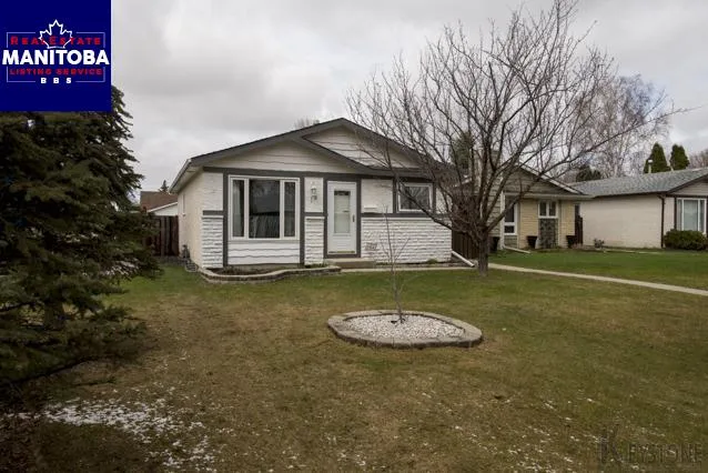 19 Champagne Crescent, Winnipeg