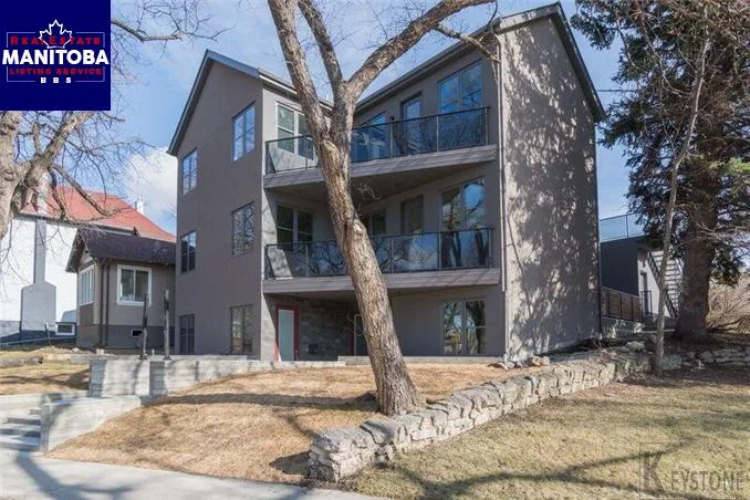 1-218 Enfield Crescent, Winnipeg