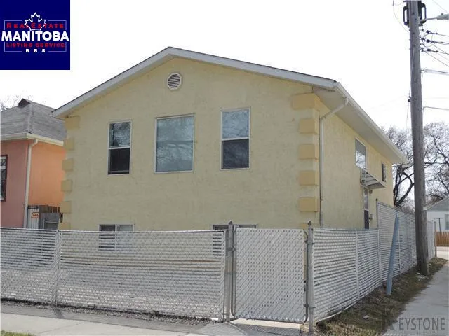 1176 Ingersoll Street, Winnipeg