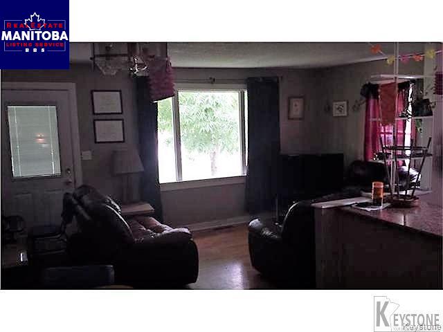 Property 130 River Road img1