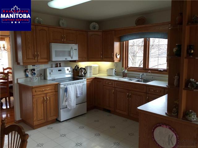 Property 228 Pine Bay img1