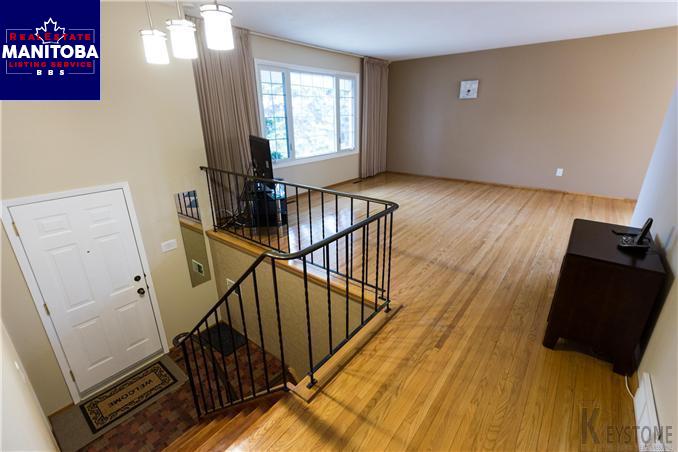 Property 22 Lismer Crescent img1