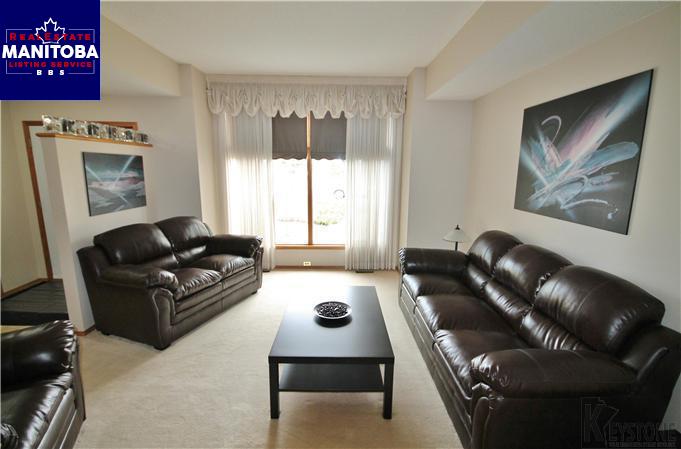 Property 44 Mclennan Road img1